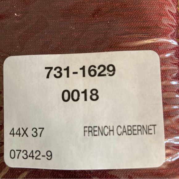 Liz Claiborne Home Westfield Waterfall Valance trimmed with beading 44”x37” - 9 - Picture 5 of 7